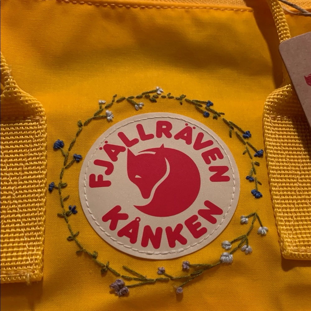 Fjallraven Kanken classic NWT embroidered bag